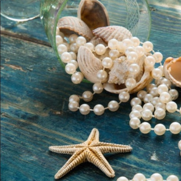 Welcome! Bookmark My Closet! - Picture 2 of 8